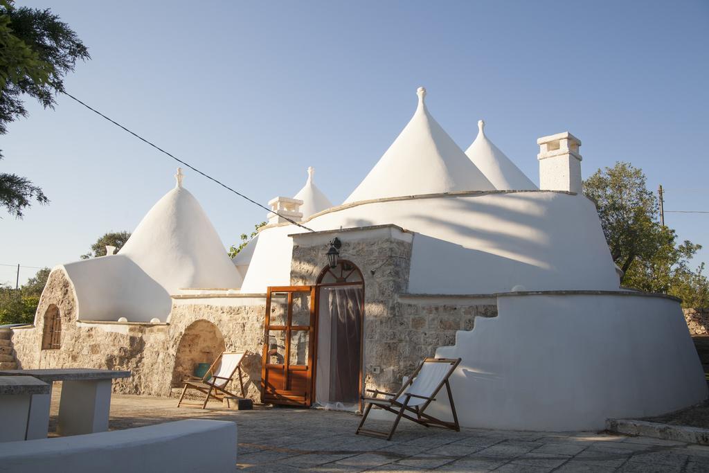 Trullo Degli Ulivi Villa Ostuni Dış mekan fotoğraf