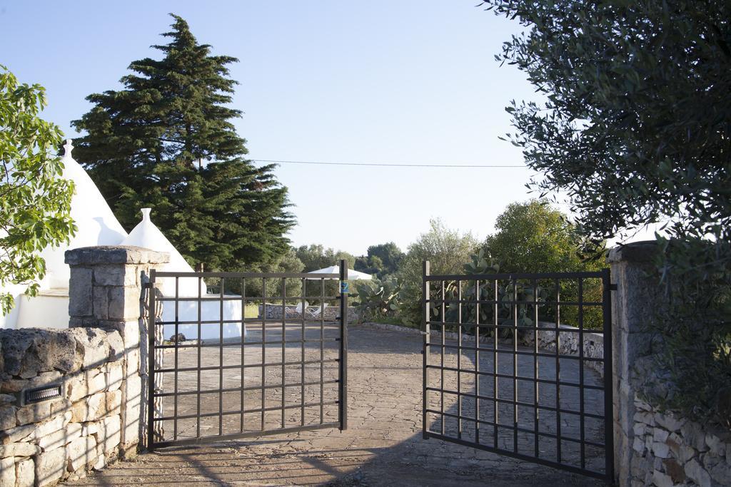 Trullo Degli Ulivi Villa Ostuni Dış mekan fotoğraf