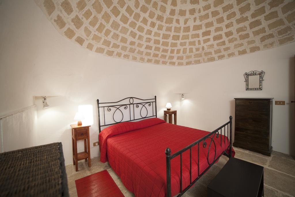 Trullo Degli Ulivi Villa Ostuni Dış mekan fotoğraf