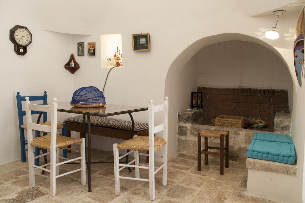 Trullo Degli Ulivi Villa Ostuni Dış mekan fotoğraf