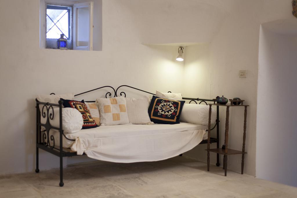 Trullo Degli Ulivi Villa Ostuni Dış mekan fotoğraf